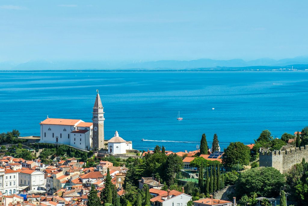 solo female travel over 50 wandersister