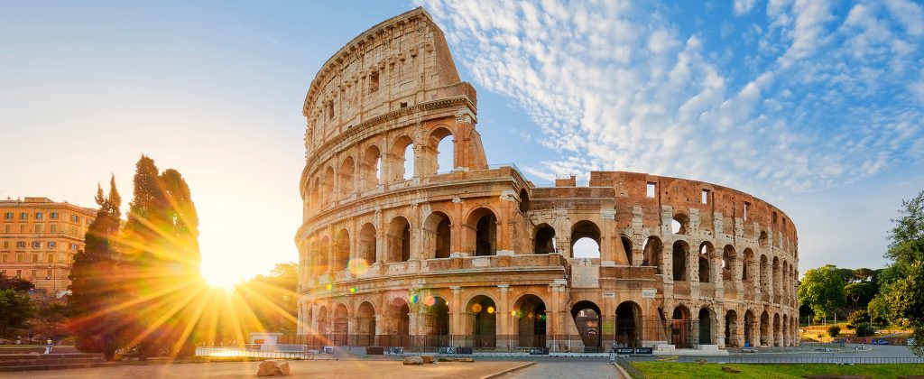 rome colosseum sunrise where to stay in Rome solo travel wandersister