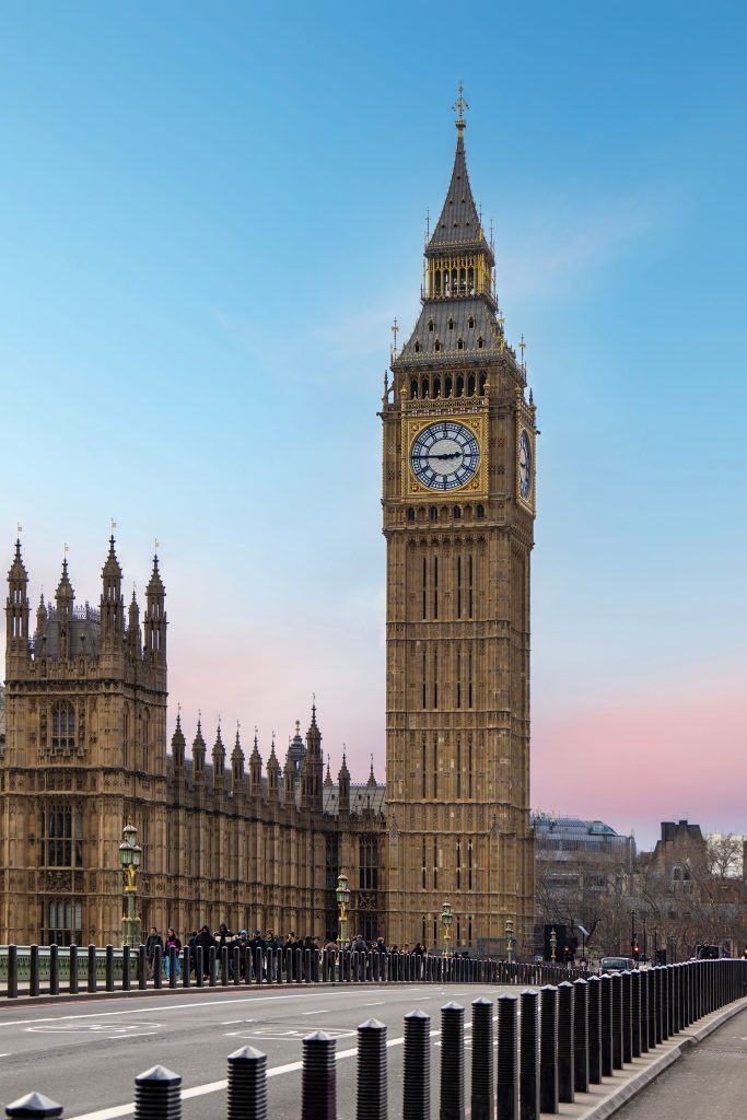 london solo travel big ben and houses of parliament view from westminster bridge at sunset