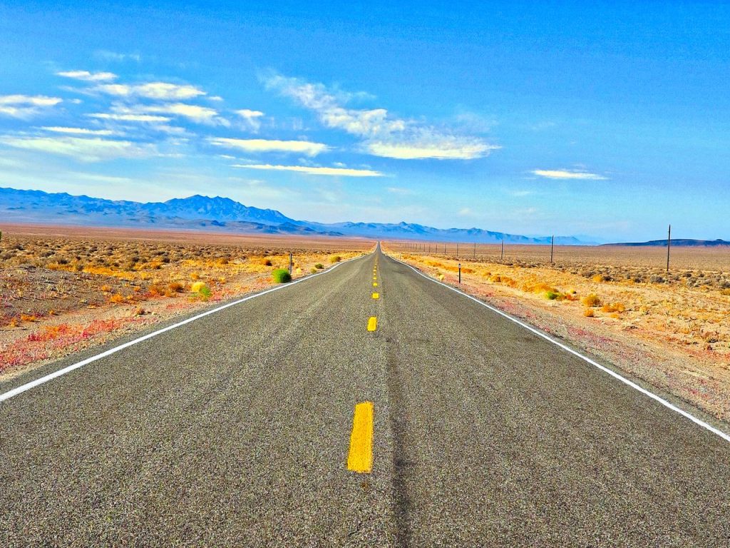open road solo travel overcoming the fear of traveling alone wandersister