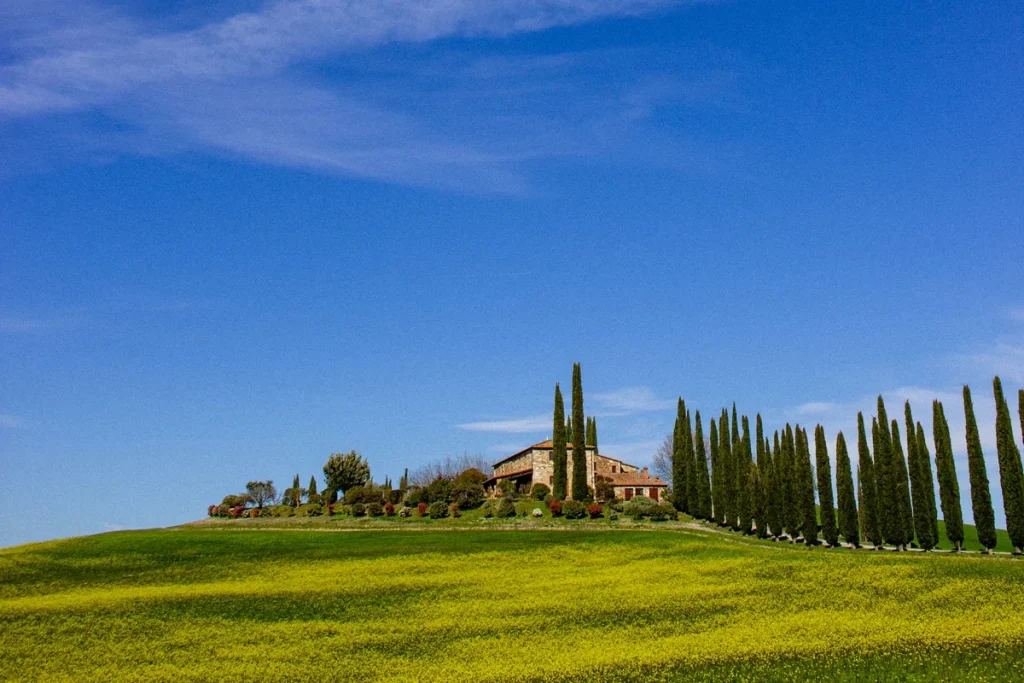solo travel italy