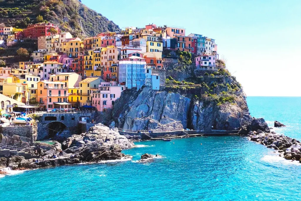 solo travel Cinque Terre